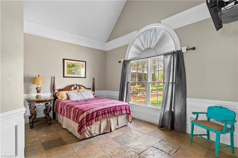 138 Precinct Rd, Pilot Mountain, NC 27041 photo 13