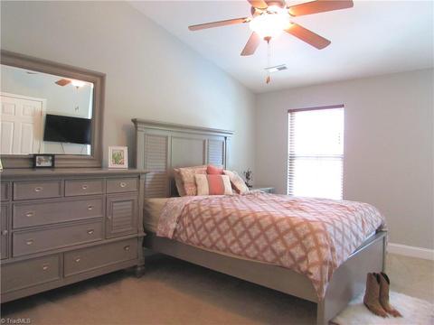 3761 Shadow Ridge Dr, High Point, NC 27265 photo 9