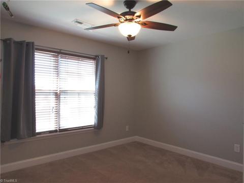 3761 Shadow Ridge Dr, High Point, NC 27265 photo 12