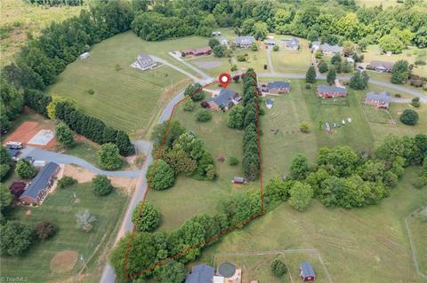 5697 Rolling Meadows Rd, Randleman, NC 27317 photo 32