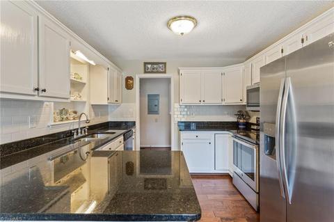 5697 Rolling Meadows Rd, Randleman, NC 27317 photo 15