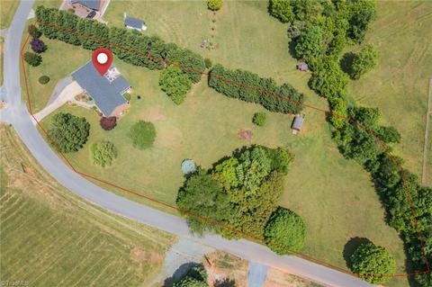 5697 Rolling Meadows Rd, Randleman, NC 27317 photo 35