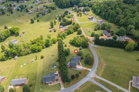 5697 Rolling Meadows Rd, Randleman, NC 27317 photo 34