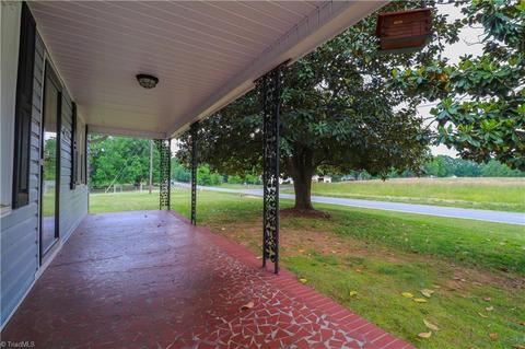 293 River Rd, Mayodan, NC 27027 photo 7