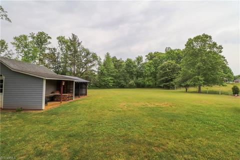 293 River Rd, Mayodan, NC 27027 photo 6
