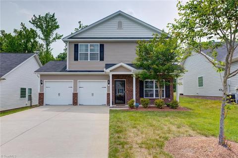 3405 Obsidian Ct, High Point, NC 27265 photo 1