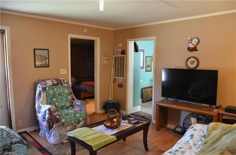 1005 Mill Ave, High Point, NC 27260 photo 2