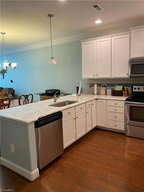 662 Nikyle Cir, High Point, NC 27265 photo 7