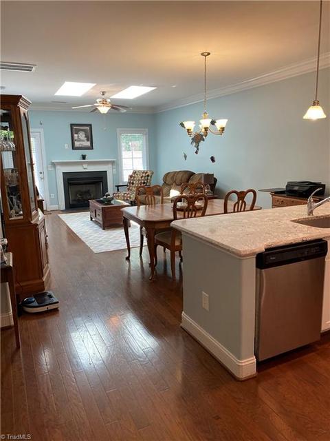 662 Nikyle Cir, High Point, NC 27265 photo 9