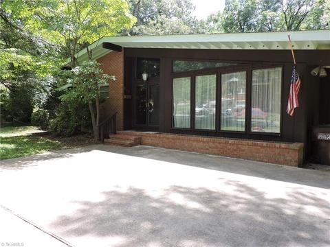 609 Overbrook Dr, High Point, NC 27262 photo 2