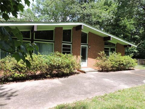 609 Overbrook Dr, High Point, NC 27262 photo 6