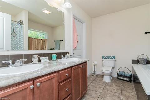 137 Austine Ln, Advance, NC 27006 photo 16