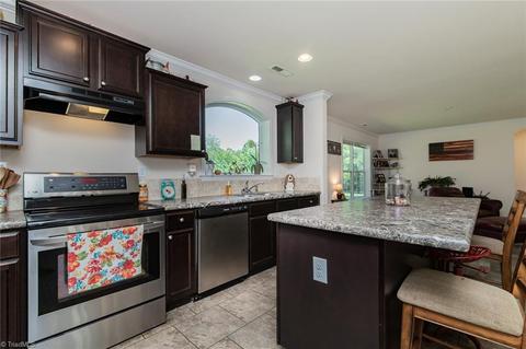 137 Austine Ln, Advance, NC 27006 photo 5