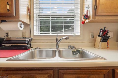 665 Dockside Ter, Denton, NC 27239 photo 16