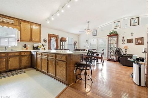665 Dockside Ter, Denton, NC 27239 photo 18