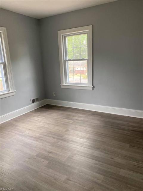 333 Maple St, Eden, NC 27288 photo 5