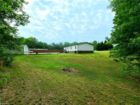 5847 Huckleberry Ln, Trinity, NC 27370 photo 8