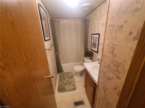 5847 Huckleberry Ln, Trinity, NC 27370 photo 20