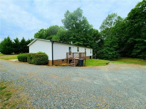 5847 Huckleberry Ln, Trinity, NC 27370 photo 5