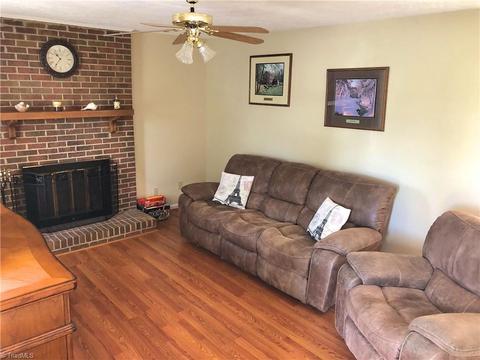 109 Ridge Creek Dr, Trinity, NC 27370 photo 3
