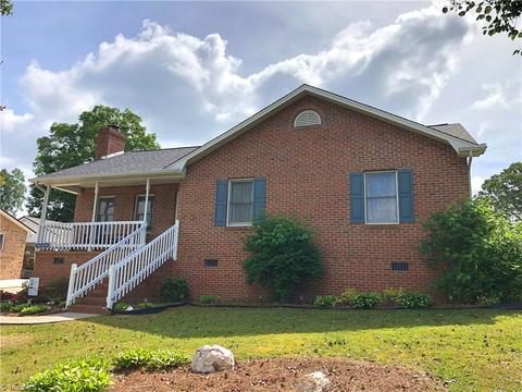 109 Ridge Creek Dr, Trinity, NC 27370 photo 2