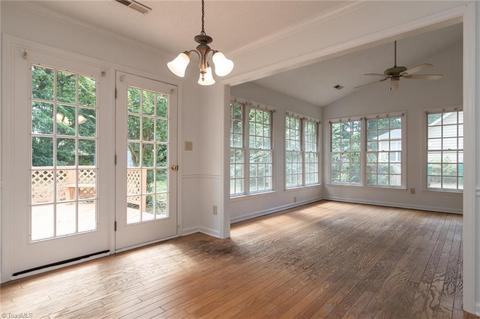 3333 Timberwolf Ave, High Point, NC 27265 photo 10