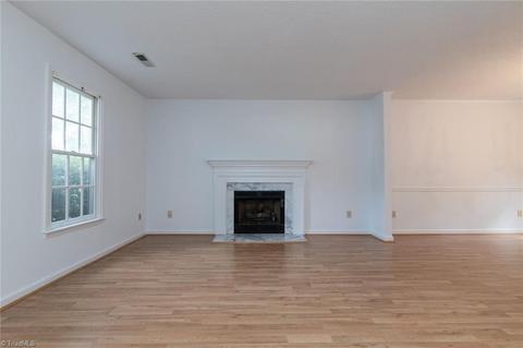 3333 Timberwolf Ave, High Point, NC 27265 photo 3