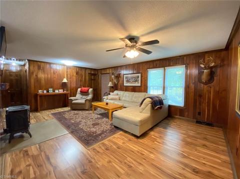 375 Manuel Rd, Mayodan, NC 27027 photo 11