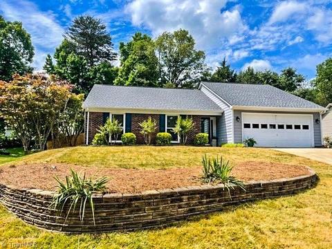 3244 Timberwolf Ave, High Point, NC 27265 photo 2
