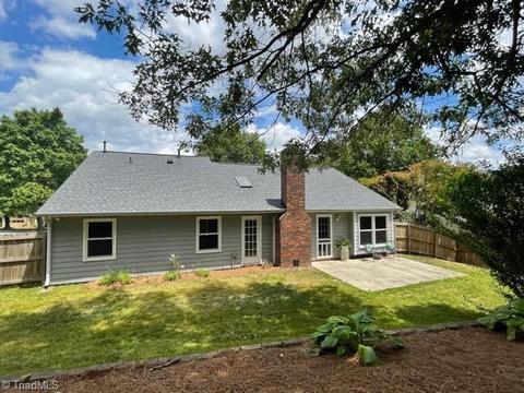 3244 Timberwolf Ave, High Point, NC 27265 photo 4