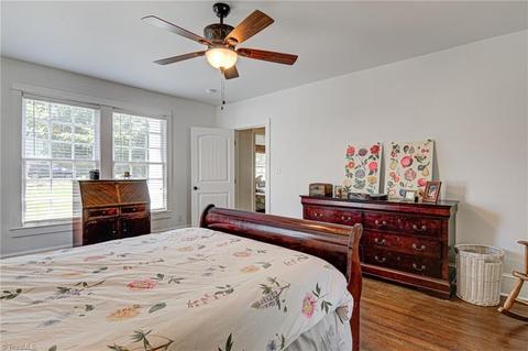 205 Edgedale Dr, High Point, NC 27262 photo 20