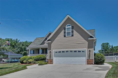 2959 Clear Ridge Dr, Trinity, NC 27370 photo 3