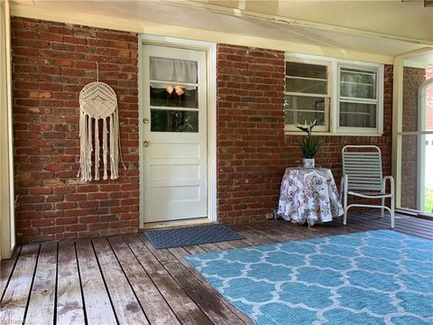 2440 Farmbrook Rd, Winston Salem, NC 27103 photo 9