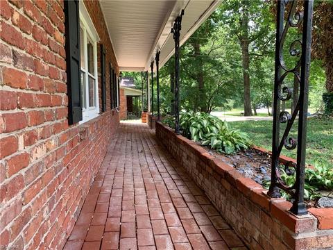 2440 Farmbrook Rd, Winston Salem, NC 27103 photo 13