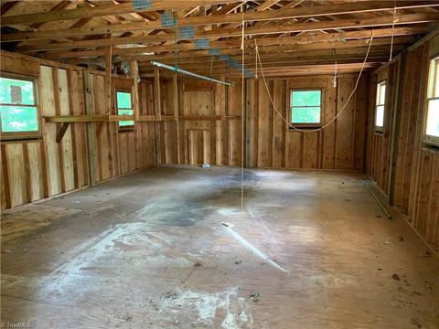 2440 Farmbrook Rd, Winston Salem, NC 27103 photo 36