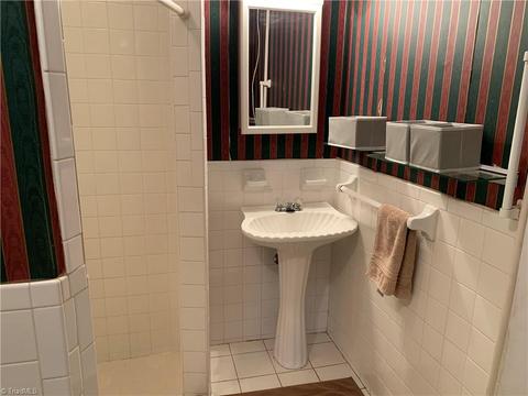 2440 Farmbrook Rd, Winston Salem, NC 27103 photo 29