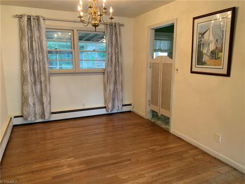 2440 Farmbrook Rd, Winston Salem, NC 27103 photo 10
