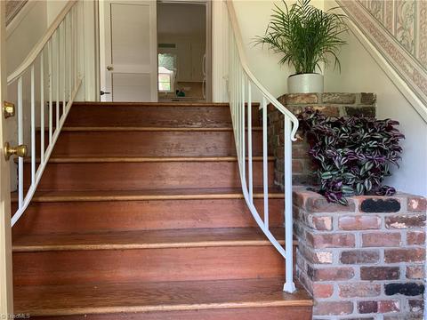 2440 Farmbrook Rd, Winston Salem, NC 27103 photo 12