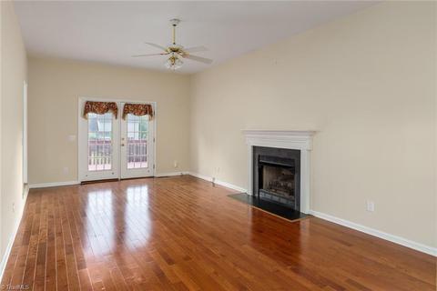 2458 Willard Rd, High Point, NC 27263 photo 6