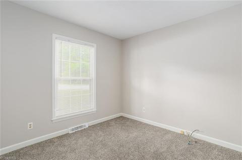 600 Oakview Rd, High Point, NC 27265 photo 21