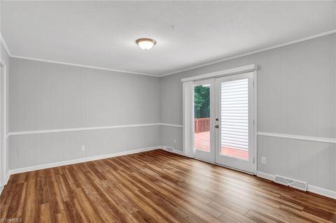 600 Oakview Rd, High Point, NC 27265 photo 25
