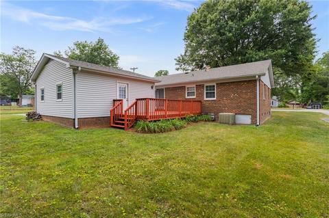 600 Oakview Rd, High Point, NC 27265 photo 16