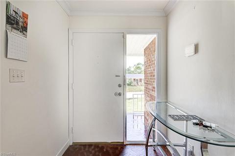 1606 Wendover Dr, High Point, NC 27262 photo 3