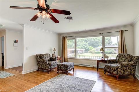 1606 Wendover Dr, High Point, NC 27262 photo 6