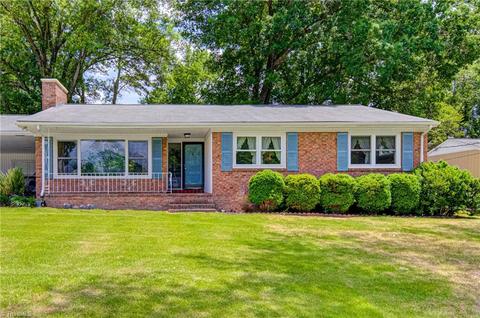 1606 Wendover Dr, High Point, NC 27262 photo 1