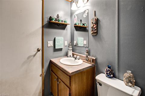 5125 Whites Chapel Rd, Staley, NC 27355 photo 18