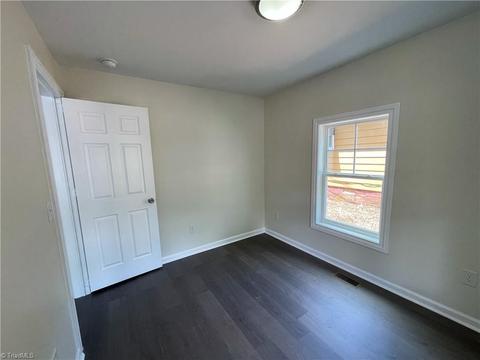 807 Cliffside Ave, High Point, NC 27260 photo 14