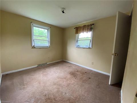 404 Cockerham Rd, Elkin, NC 28621 photo 13