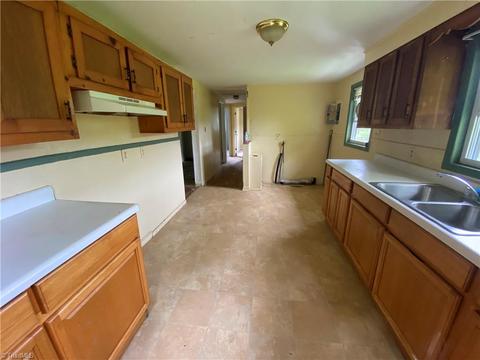404 Cockerham Rd, Elkin, NC 28621 photo 10