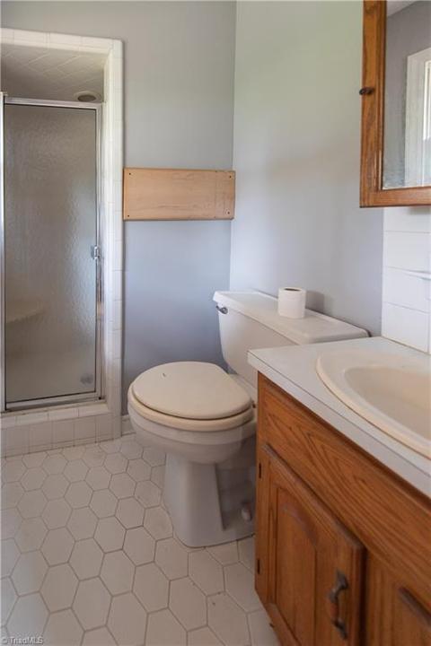 5404 Beech Tree Dr, Climax, NC 27233 photo 10